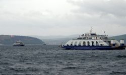 Bozcaada’ya bazı feribot seferleri iptal edildi