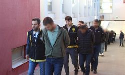 17 sigorta şirketini 76 kurgulanmış kazayla dolandırdılar: 79 şüpheli adliyeye sevk edildi