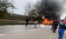 Bandırma-Çanakkale yolunda feci kaza: Araç alev aldı, 2 kişi yaralandı