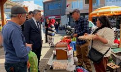Kaymakam Emrah Bütün pazar esnafı ile buluştu