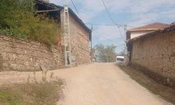 Çekiçler Köyü yolunda parke taşı çalışması!