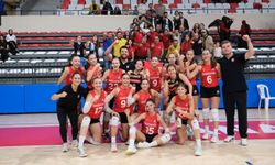 ÇOMÜ Kadın Voleybol Takımı’ndan Sahada Net Galibiyet: 3-0