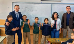 Gelibolu’da eğitim kurumlarına inceleme: Öğrencilerle bir araya geldi