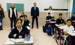 Kadir Aydın’dan Hakimiyet-i Milliye Ortaokuluna ziyaret