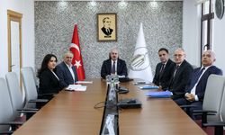 Vali Toraman başkanlığında İl Özel İdaresi değerlendirme toplantısı