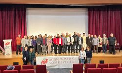 Çanakkale’de “Atatürk ve Cumhuriyet” Söyleşisi Düzenlendi