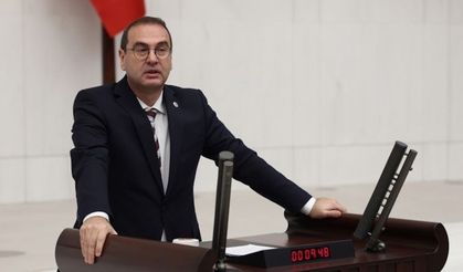 "Türkiye'de hala bitmeyen terör var"