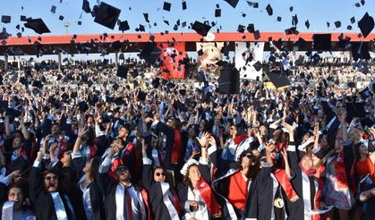 ÇOMÜ'de Büyük Mezuniyet Buluşması: 4 Binden Fazla Öğrenci Kep Atacak