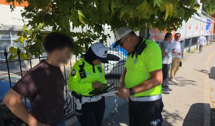 40 bin liralık ehliyet sevinci birkaç saat sürdü: Yayaya yol vermeyince iptal edildi