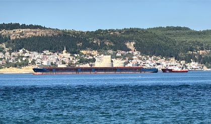 Çanakkale Boğazı'ndan geçen genel kargo gemisi makine arızası yaptı