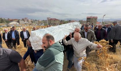 Umre dönüşü hayatını kaybetti!