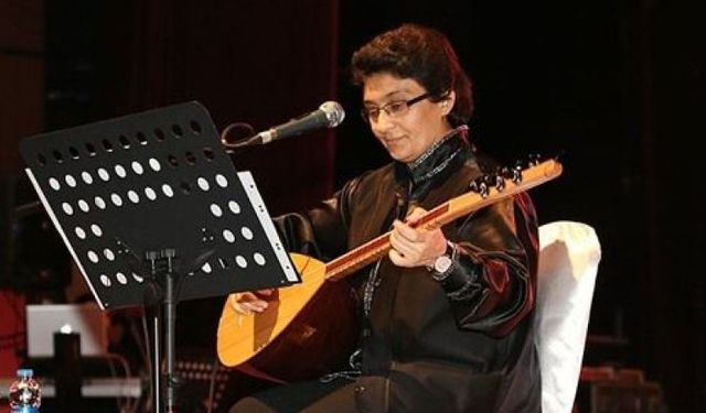 Güler Duman, Kepez’de sahne aldı