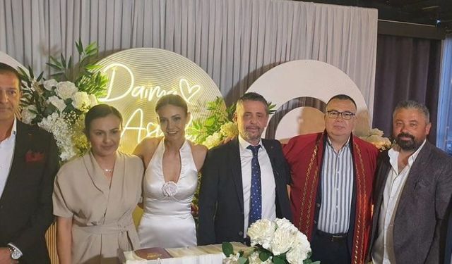 Başkan Birol Arslan nikah kıydı, çifte Nutuk armağan etti
