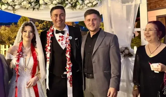 CHP Ezine İlçe Başkanı Özkan Mercan’ın mutlu günü