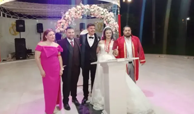 Dünya evine girdiler