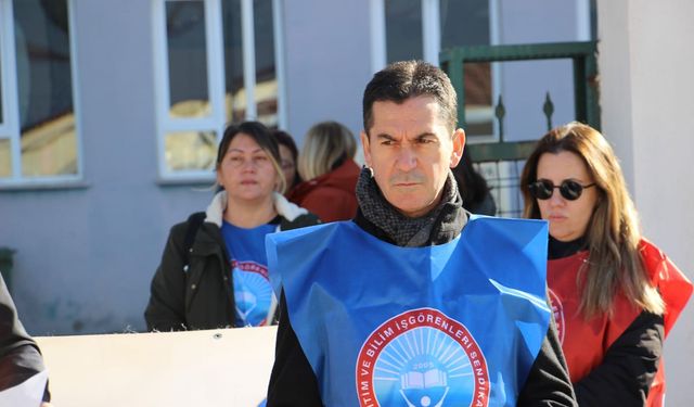 “Kıyafetten çok daha önemli sorunlarımız var”