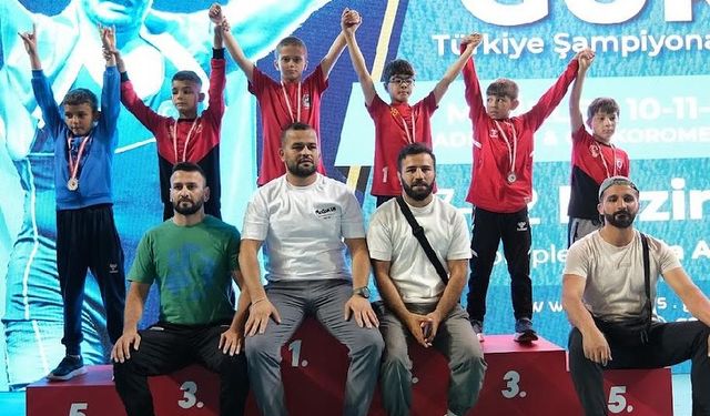 Ayvacık Belediye Spor Kulübü Güreşçileri Milli Takım yolunda