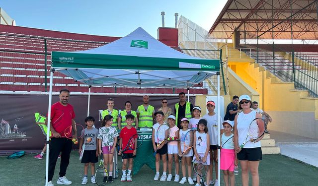 Çanakkale Yeşilay gençleri sporla buluşturuyor