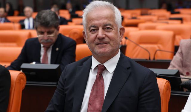Milletvekili Güneşhan: “Demokrasi mücadelemizden geri adım atmayacağız”