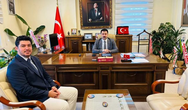 Ayvacık Kaymakamı Karali’ye hayırlı olsun ziyaretleri sürüyor