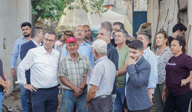 Milletvekili Uz İzmir’de yangın bölgesinde:  “Milleti suçlamaktan vazgeçin”