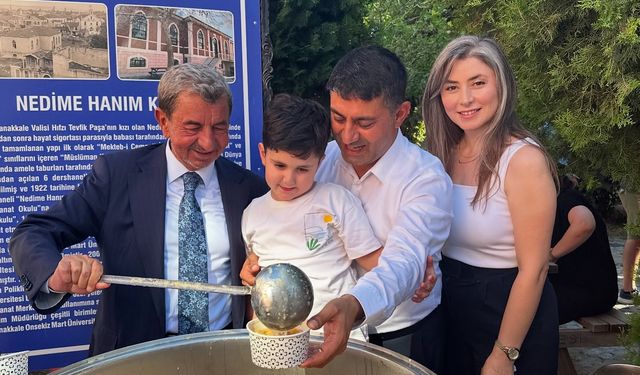 Davut Doğan aşure dağıttı
