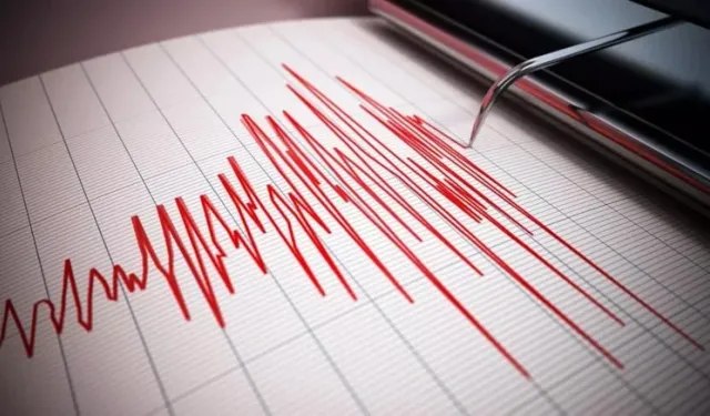 Bursa beşik gibi sallanıyor! Yine deprem (video)