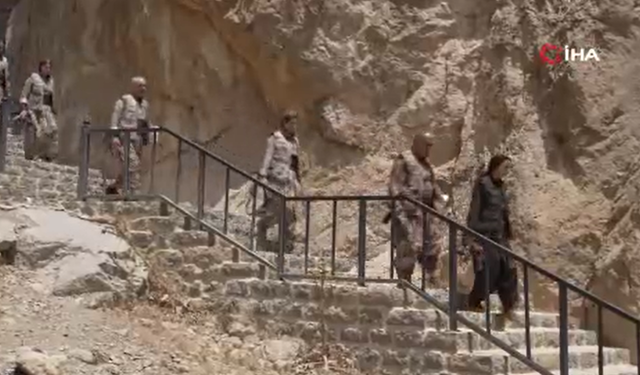 İlk PKK'lı grup silah bıraktı (video)
