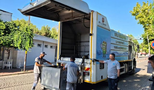 Urla’dan Bozcaada’ya temizlik desteği