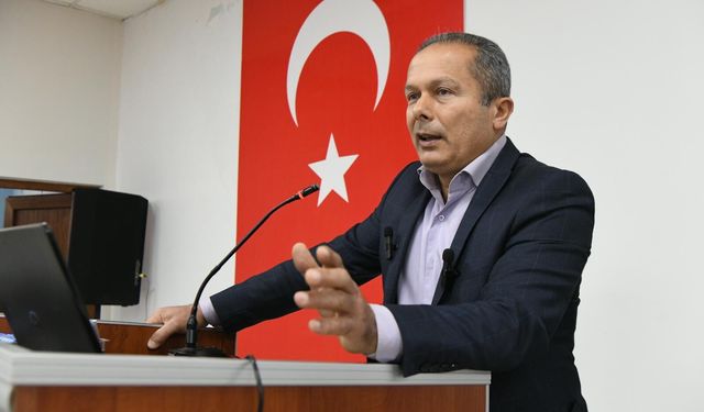 Araştırmacı Haluk Çırpan Çanakkale'de Savunma Sanayi Teknolojileri'ni anlattı