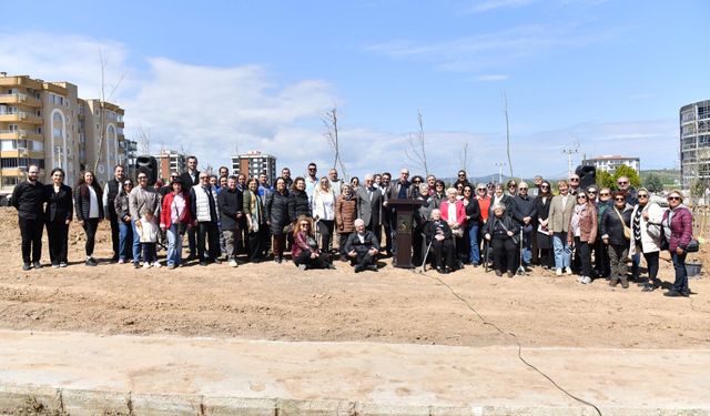 Sıfır Atık Parkı’nda Ağaçlandırma Başladı: Çanakkale’ye Yeşil Miras Yükseliyor