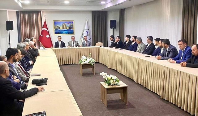 İl Müftüsü Topçu, Lapseki’de Personelle Buluştu