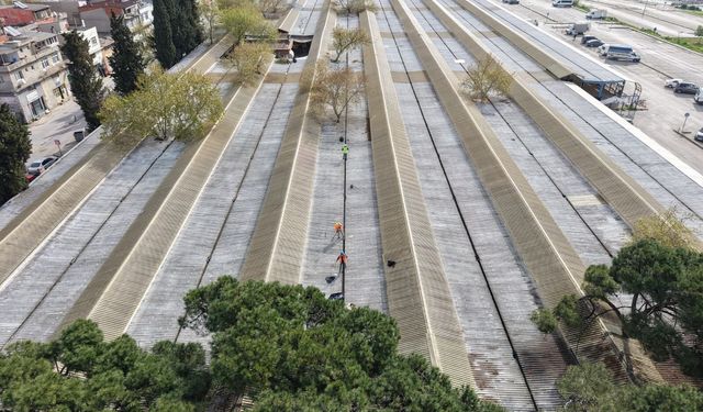 Cuma pazarında Bakım ve Temizlik Çalışması
