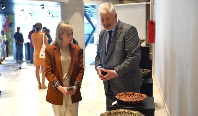 Toprak, Su ve Ateş Sergisi Troya Sergi Salonu’nda Açıldı