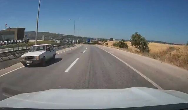 Çanakkale Organize Sanayi Çıkışında Ters Yönde Tehlikeli Sürüş
