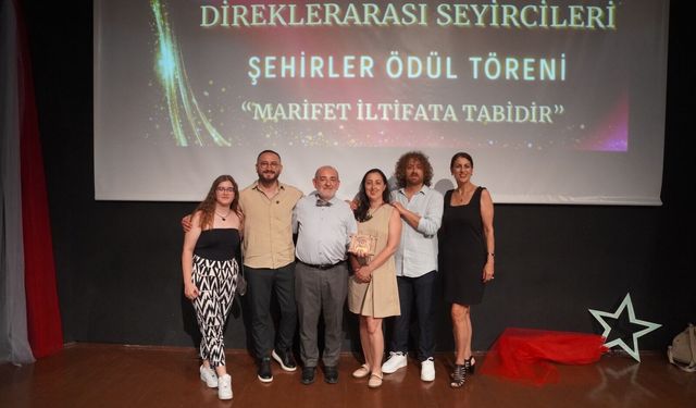 Çanakkale Belediye Tiyatrosuna ödül