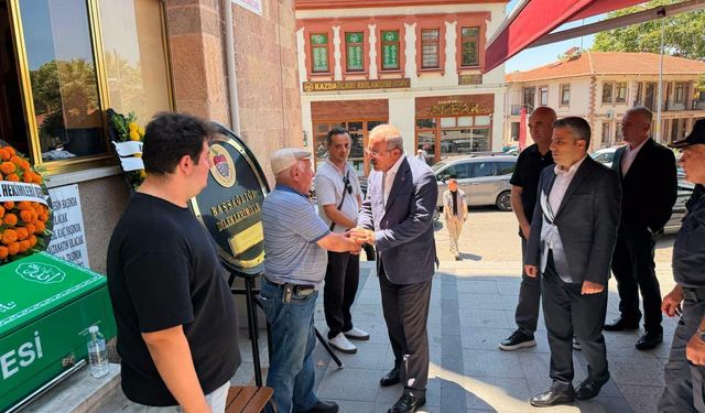 Vali Toraman, Dr. İbrahim Erden’in Cenaze Törenine Katıldı