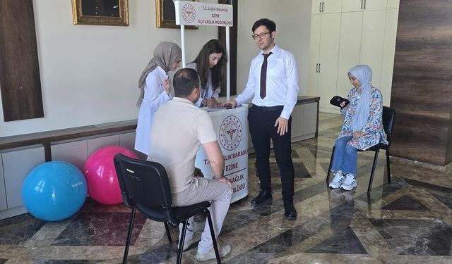 Ezine’de “Hareket Yaşını Öğren, Sağlıklı Yaşa” Etkinliği Düzenlendi