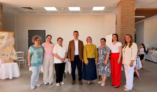 Halk Eğitim ve SODAM Kursiyerlerinden Göz Dolduran Sergi: El Emeği Eserler Görücüye Çıktı