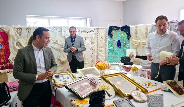 Bolayır Köy Yaşam Merkezi’nde eserler sergilendi