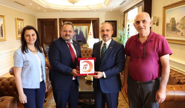 Bülent Turan, Çanakkale Kızılay Heyetini Ağırladı