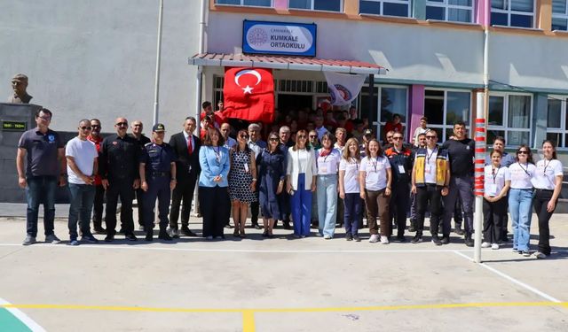 Kumkale’de “Akıllı Köy” Projesiyle Afet Bilinci Etkinlikleri Başladı