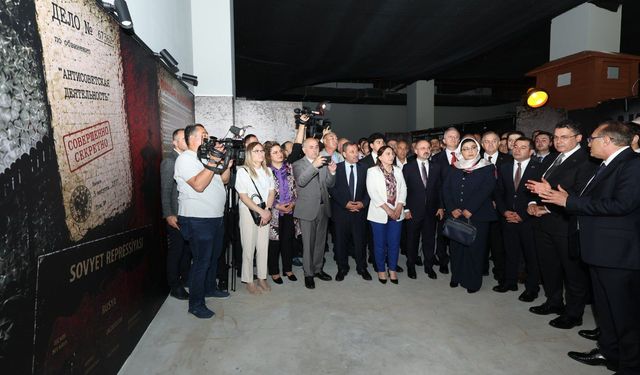 Bülent Turan: "Repressiya'da kurşuna dizilenlerin tek suçu Türk ve aydın olmaktı"