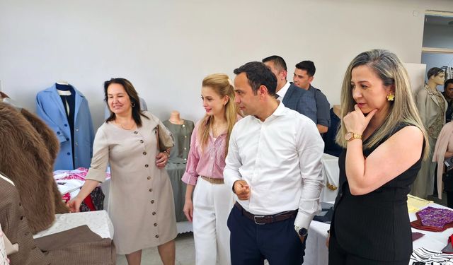 Gelibolu'da Hayat Boyu Öğrenme Haftası Sergisi Açıldı