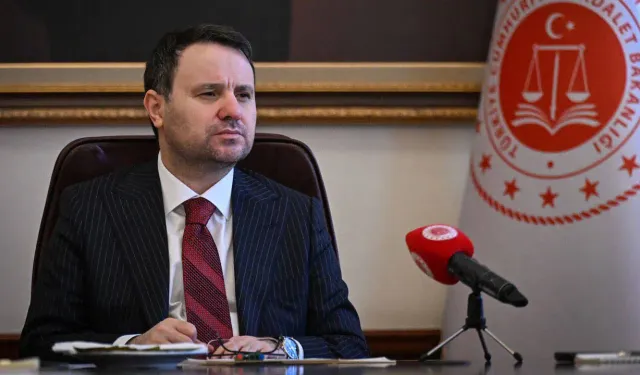 Bakan Gürlek: "Suçun ve suç örgütlerinin her türlüsüne nefes aldırmamaya yeminliyiz"