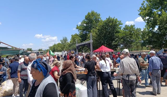 Bayramiç'te Mehmet Akif Ersoy hayırı ve etkinlikleri düzenlendi