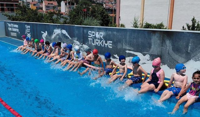 Çan'da portatif yüzme havuzu hazır!