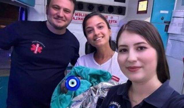 Çanakkale'de ambulansta mucize doğum! Sağlık ekipleri bebeği hayata kavuşturdu