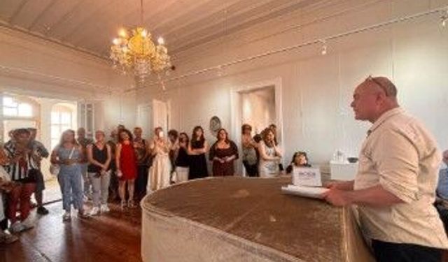 Uluslararası 9. Yüzen Seramikler SU/US Sergisi Çanakkale'de sanatseverlerle buluştu