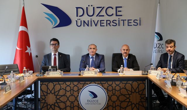 ÜAK Başkanlığı görevini ÇOMÜ Rektörü Cüneyt Erenoğlu devraldı